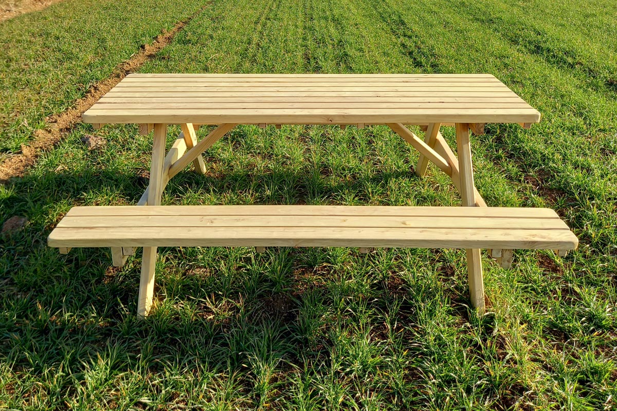 Mesa de pícnic en madera de acacia para exterior